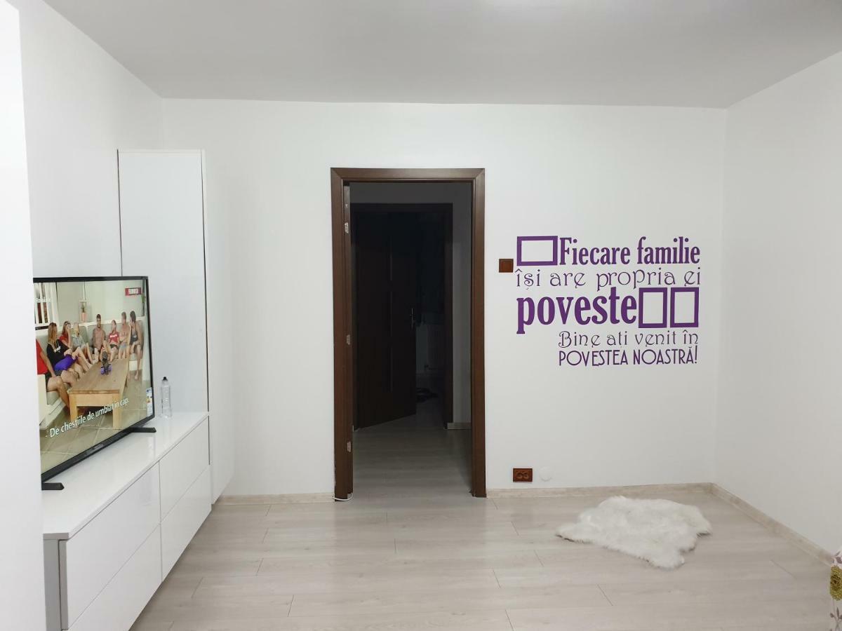 Apartament Oana'S Home Orşova Esterno foto